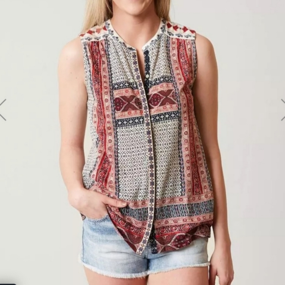 Lucky Brand Sleeveless boho button down tank Navy Blue and Red Size Medium